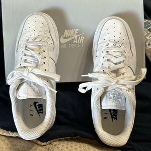 VCUC Nike Air Force 1 ‘07 with pearls.
